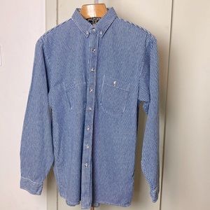 OshKosh size XXL T. In blue and white shirt